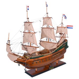 Maquette de bateau Batavia artisanale en bois de cèdre avec support de présentation, style nautique pour la décoration de la maison et du bureau, 94Lx26.7Wx74.3H cm - Product Image 2