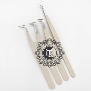 Vente chaude Nude Poudre Revêtement Argent Pointe Cils Pince À Épiler En Acier Inoxydable Diamant Motif Pince À Épiler Testé À La Main Logo Privé - Product Image 3