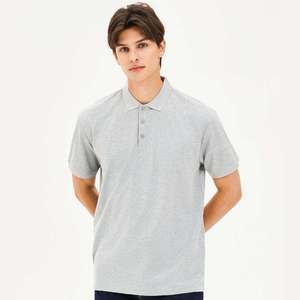 Polo homme en coton léger, coupe confortable, idéal pour la mode décontractée moderne. - Product Image 1