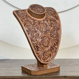 Meilleures ventes : Présentoir à colliers Western entièrement décoré, accessoires artisanaux, support à bijoux floral, décoration rustique pour boutique, ensemble cadeau - Product Image 3