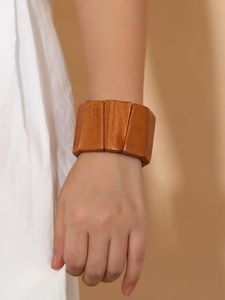 Anillo de Madera Hecho a Mano, Redondo, Pulido, Arte Moderno Coleccionable, Artesanía en Madera - Product Image 2