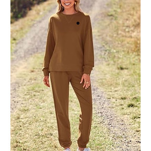 Ensemble de survêtement confortable pour femmes, vêtements décontractés légers, parfaits pour les voyages, le quotidien et les aventures du week-end - Product Image 2