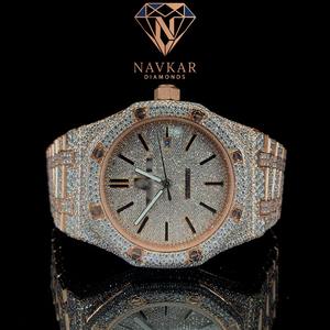 Reloj de Diamantes Moissanite Personalizado de Lujo Estilo Hip Hop para Hombre con Esfera Personalizada y Diseño Único - Product Image 1