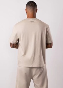 Camiseta de hombre de corte holgado con hombros caídos, oversize, de lavado pesado, manga corta, informal, con estampado gráfico, estilo streetwear. - Product Image 2