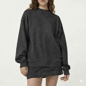 เสื้อสเวตเชิ้ตคอกลมโอเวอร์ไซส์สำหรับผู้หญิง สีพื้น แขนยาว ผ้าถัก ใส่ได้ในฤดูใบไม้ร่วง ระบายอากาศได้ดี ดีไซน์กระเป๋าแบบไหล่ตก - Product Image 1