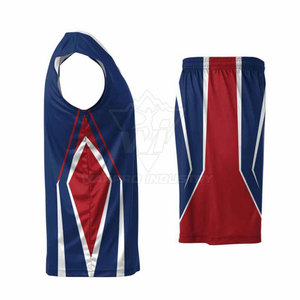 Uniforme de volley-ball conçu en matériau léger et doux avec propriétés d'évacuation de l'humidité, adapté à un usage sportif - Product Image 3