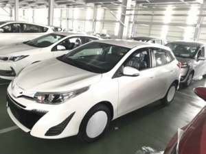 Viseras para Ventanas de Auto HIC, Material PMMA, 100% Compatibles con Toyota Yaris 5 Puertas Hatchback (XP150) 2018~ - Product Image 1