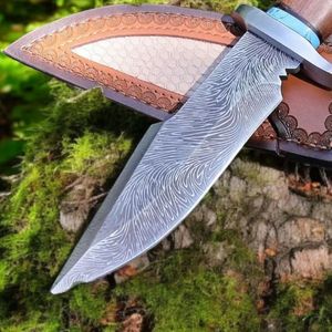 Couteaux de chasse Damas faits main de haute qualité avec manche en bois courbé, lame fixe tranchante et étui en cuir marron pour le camping - Product Image 5