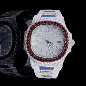 Reloj de Lujo con Diamantes Moissanite en Oferta, Estilo Hip Hop, Correa de Acero Inoxidable Resistente, Resistente al Agua, Disponible para la Venta - Product Image 1