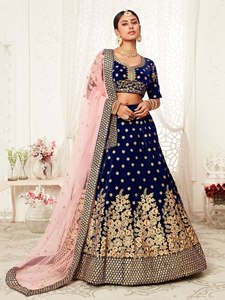 Ensemble Lehenga Choli en velours brodé à imprimé floral, ourlet évasé, réversible, bleu royal, robe de mariée coupe A-line avec dupatta en tulle rose - Product Image 1