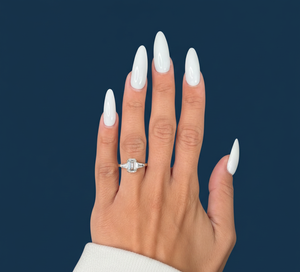 Anillo de Diamante con Certificado IGI, Corte Esmeralda de 2.20ct, Anillo de Compromiso de Oro Blanco con Diamante Cultivado en Laboratorio, VVS2 F - Product Image 6