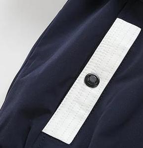Veste matelassée à capuche bleue pour homme avec doublure en fourrure, fermeture éclair coupe-vent, vêtement d'hiver décontracté, coupe ajustée, longueur normale - Product Image 2