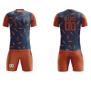 Uniforme de football personnalisé de haute qualité à manches courtes respirant pour l'été 100% polyester Protection UV Séchage rapide Anti-bactérien Personnalisé - Product Image 1