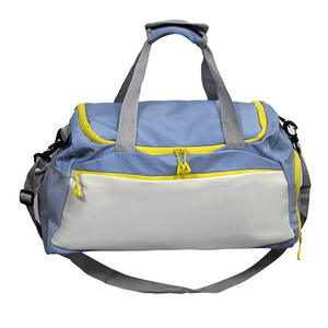 Sacs de sport de basketball personnalisés avec logo, grande capacité, imperméables, sacs de voyage durables pour équipement d'entraînement - Product Image 1