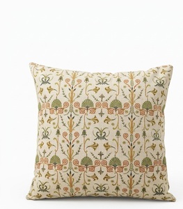 Funda de Almohada Clásica con Detalles en Algodón y Diseño de Tapicería Rústica, Artesanía de Alta Calidad 18X18 - Product Image 4