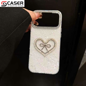 Funda Protectora para iPhone 17/16/15/<span class=keywords><strong>14</strong></span> con Diseño de Corazón y Lazo, Textura de Mármol Brillante, Plisada, con Cristales y Perlas, a Prueba de Golpes - Product Image 6