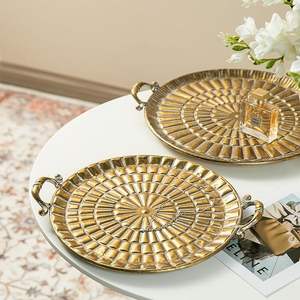 Elegante Vassoio Decorativo Ovale in Calligrafia Islamica Dorata con Base <span class=keywords><strong>a</strong></span> <span class=keywords><strong>Specchio</strong></span>, Lussuoso Piatto di Servizio per Cioccolatini per Ramadan ed Eid - Product Image 3