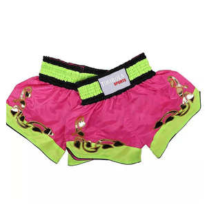 Shorts de Muay Thai personnalisés en gros pour clubs - Respirants, extensibles, séchage rapide, unisexe, pour adultes, pour la boxe et les arts martiaux - Product Image 6