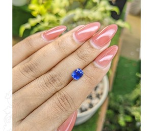 Zafiro Azul Premium en Forma de Cojín, Gema Suelta, Tamaños Personalizados para Fabricación de Joyería - Product Image 2