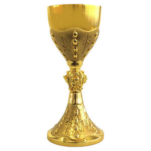 Calice en laiton de haute qualité, design gravé tendance, fait main, pour service de vin, articles religieux, couleur assortie, également idéal comme cadeau - Product Image 2