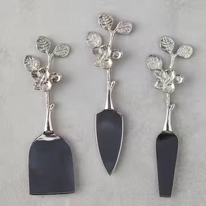 Elegant Stainless Steel <b>Cheese</b> <b>Knife</b> <b>Set</b> Professional Serving Accessories for Gourmet Presentation - Product Image 2
