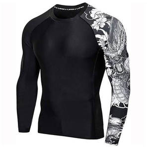 Haut de sport extensible pour homme, t-shirt de compression confortable pour la course et les sports, sous-vêtement technique pour homme. - Product Image 6