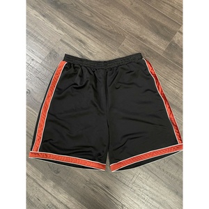 Pantalones cortos deportivos de malla transpirable de cintura media para hombre, pantalones cortos de baloncesto informales con función antiarrugas ecológica - Product Image 4