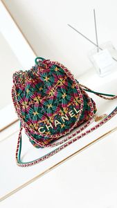 Bolso Potli de satén premium bordado con cuentas de cristal y perlas, estilo coreano, bolso de mano de moda para damas, a los precios más bajos. - Product Image 3