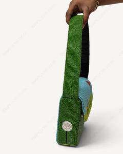 Sac à bandoulière de golf perlé fait main Vert Bleu Motif terrain de golf Drapeau Balle Design Sac de soirée pour femme Fabricant Grossiste - Product Image 6