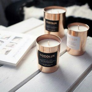 Vela aromática perfumada para postre en frasco con acabado de latón - Product Image 2