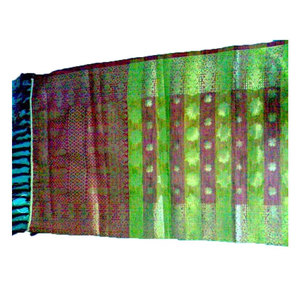 Pañuelo Cuadrado de Seda 100% Pura, Pintado a Mano, Satinado, con Diseño Artístico y Zari, para Mujer - Product Image 1