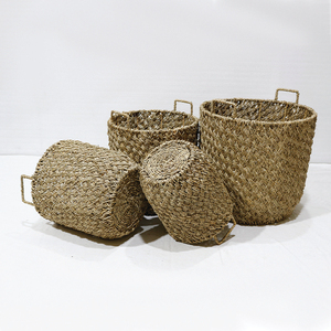 Cesta de Almacenamiento Redonda de Mimbre Tejida a Mano con Asas para Ropa y Artículos del Hogar - Product Image 6