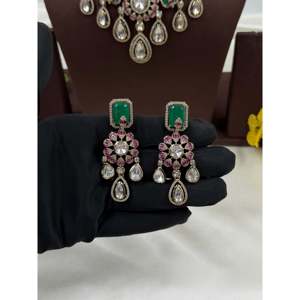 Indian Ethnic Gold Plated <b>Bridal</b> Moissanite <b>Necklace</b> & <b>Earring</b> <b>Set</b> - Product Image 4
