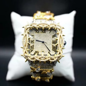 Montre analogique rectangulaire de luxe pour hommes en or jaune avec couronne à épines sertie de diamants, mouvement à quartz en cristal de saphir, 38 mm - Product Image 1