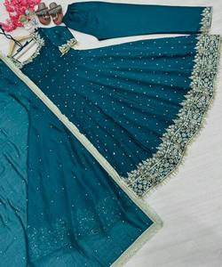 ชุดเดรสยาวทรง Anarkali แบรนด์ HENIXA CREATION ผ้าไหม Pur Vichitra ปักลายอย่างประณีต ทรงเข้ารูป แห้งเร็ว เหมาะสำหรับงานแต่งงานสำหรับผู้หญิง - Product Image 6