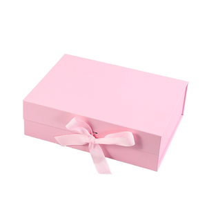 Caja de Papel Plegable Reciclable con Lazo Rosa y Logotipo Personalizado en Relieve, Laminación Mate, Protección UV, Embalaje para Regalo del Día de San Valentín - Product Image 2