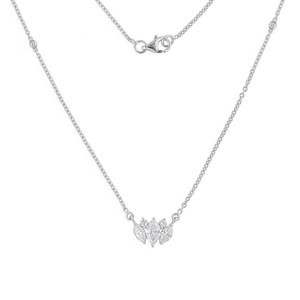 Collier en or rose 14 carats avec diamant de laboratoire en forme de pétale de lotus, pendentif délicat à trois diamants marquise, bijou floral tendance - Product Image 4