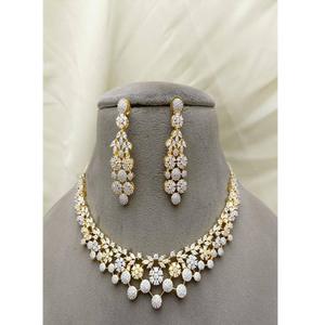Ensemble collier et boucles d'oreilles en moissanite finition or blanc exclusif AD pour mariage et soirée, bijoux tendance pour femmes - Product Image 2