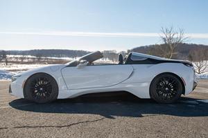 BMW i8 Roadster 2019 - Product Image 2