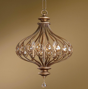 Hermoso candelabro antiguo de oro con majestuosas y elegantes brazas decoradas con cristales brillantes, disponible a precios de mayorista. - Product Image 4