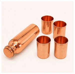 Ensemble de bouteilles d'eau en cuivre pur de qualité supérieure, fabriquées à la main, étanches, vaisselle ayurvédique pour les bienfaits santé et l'hydratation quotidienne - Product Image 3