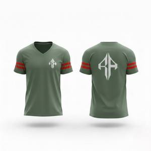 เสื้อเจอร์ซีย์อเมริกันฟุตบอลคุณภาพสูงสำหรับผู้ชาย คอวี ผลิตจากโพลีเอสเตอร์ 100% ระบายอากาศได้ดี แห้งเร็ว เหมาะสำหรับฤดูร้อน โดย RIVIAN ATLANTIC - Product Image 1