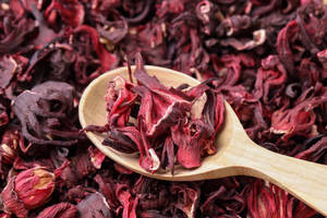 Expad <b>Dried</b> Hibiscus Flowers Chopped Natural Red <b>Petals</b> Vacuum Pack 12 Months Shelf Life for Tea and Cooking - Product Image 3