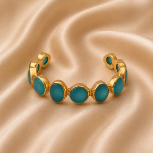 Brazalete de Calcedonia Acuática, Chapado en Oro de 18K, Hecho a Mano con Piedras Preciosas, Regalo Moderno para Mujer - Product Image 1