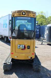 Mini-excavatrice sur chenilles CAT modèle 302 d'occasion, moteur de 45 CV, capacité de la benne de 1,15 m³ - Product Image 4