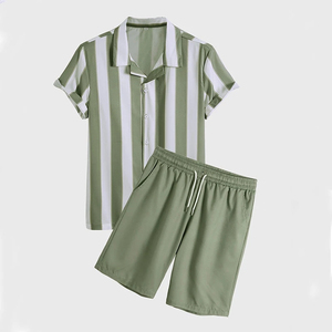 Ensemble de 2 pièces pour homme, chemise hawaïenne décontractée à manches courtes et short de plage, vêtements de rue, été, 100% polyester - Product Image 1
