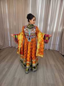 Robe longue en dentelle brodée style afghan populaire pour femmes, manches longues, en tissu naturel, pour les soirées. - Product Image 4