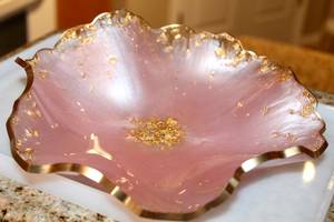 Handmade Large Pink Resin Bowl: Gold Flake Accent Decor - Product Image 4