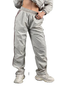 Conjunto de Chaqueta Cortavientos y Pantalón Deportivo de Nailon Personalizado con Logotipo, Talla Grande para Mujer, Ideal para Invierno - Product Image 3