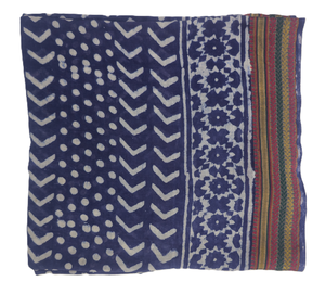 Elegant Handmade Zari <b>Sarong</b> Crafted From Soft Cotton Fabric With Traditional Indian Block Print Design Perfect As A Beach Wrap - Product Image 3